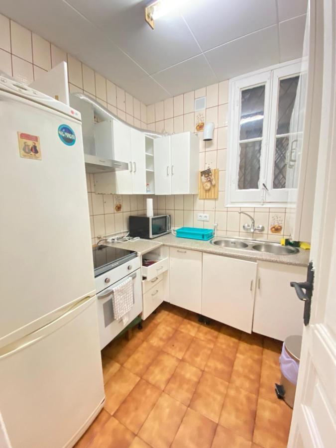 Piso Y Patio Apartment Barcelona Luaran gambar